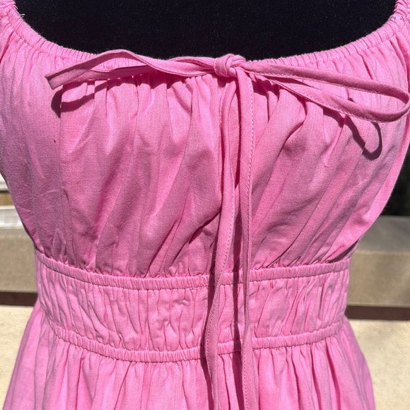 Pink Sleeveless Dress - Picture 2 of 6